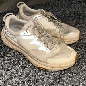 Hoka Athletic Shoes in cream and White